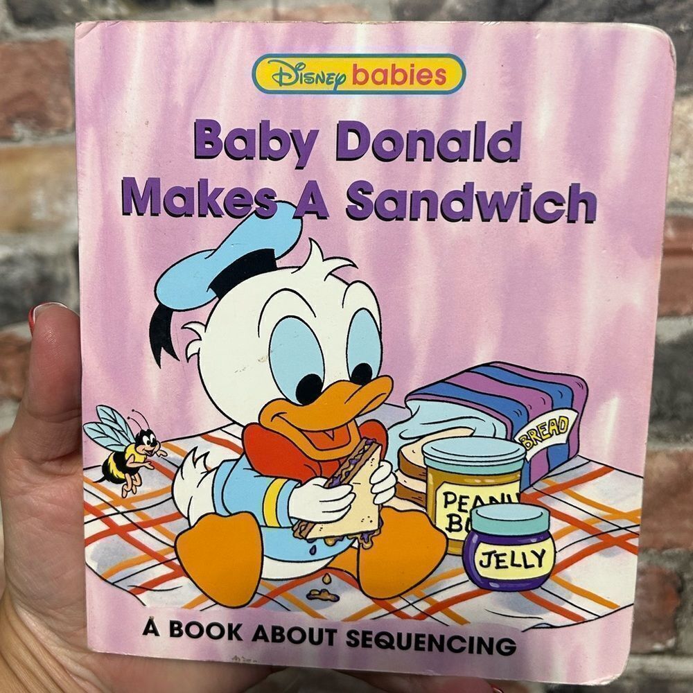 5 for $25🔥VTG Disney Babies Baby Donald Makes A Sandwich- Board Book